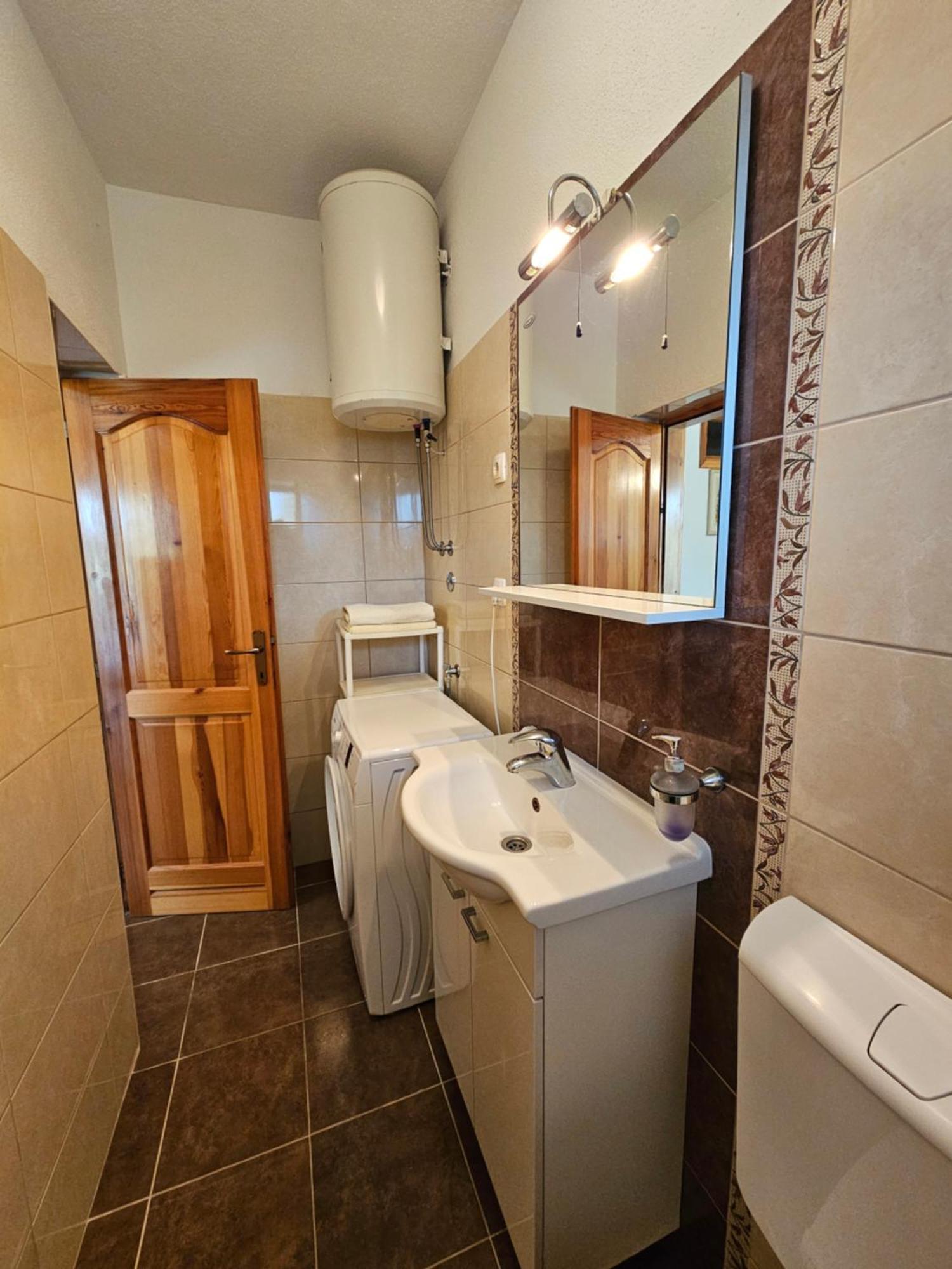Apartmani Natasa Lokva Rogoznica Kültér fotó