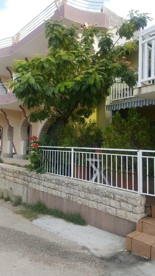 Apartmani Natasa Lokva Rogoznica Kültér fotó